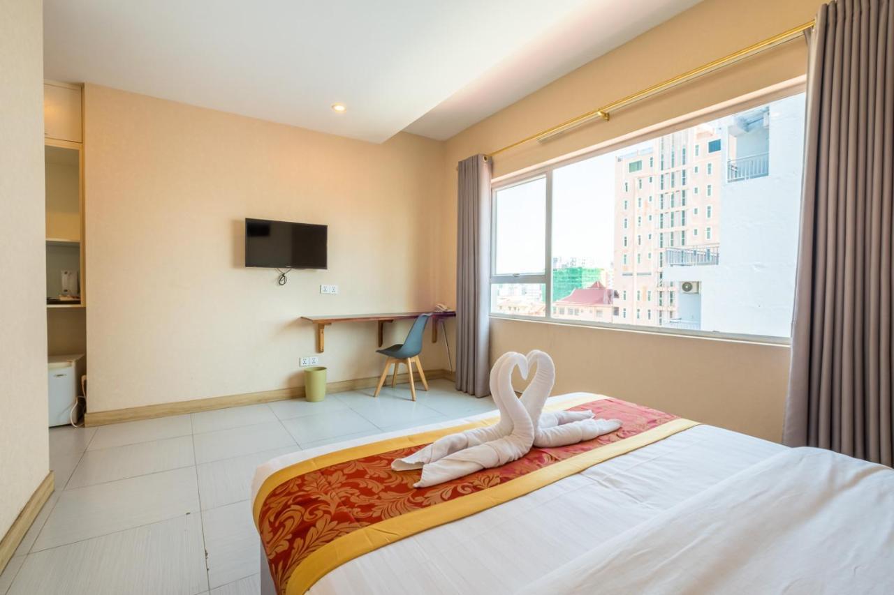 Colina Sky Hotel Phnom Penh Ruang foto