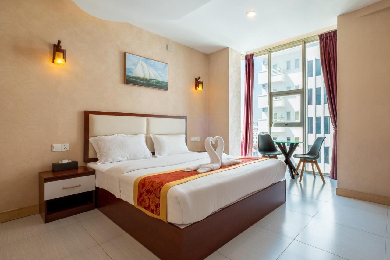 Colina Sky Hotel Phnom Penh Bagian luar foto